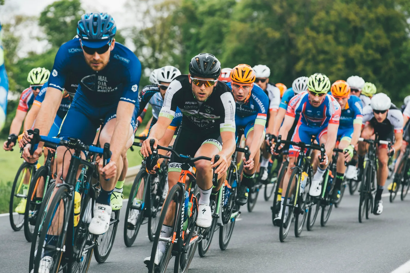 Maximize Your Cycling Performance with SpeedX App